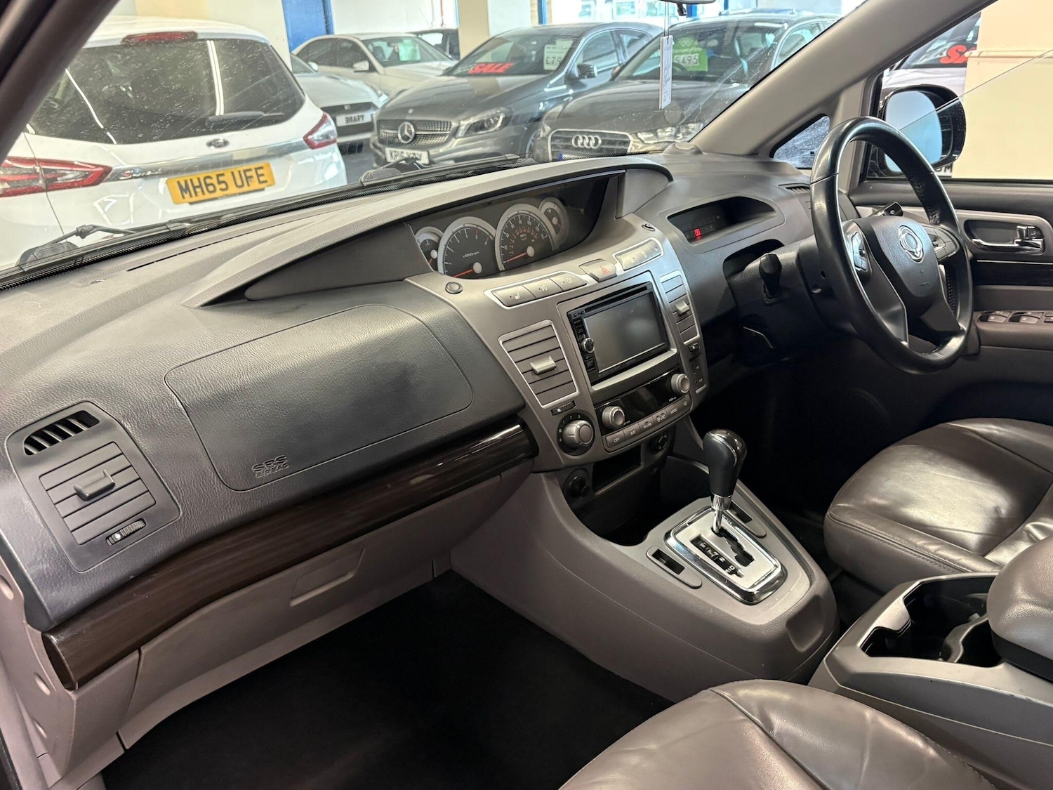 Used Ssangyong Turismo for sale - 78147899: Photo 7