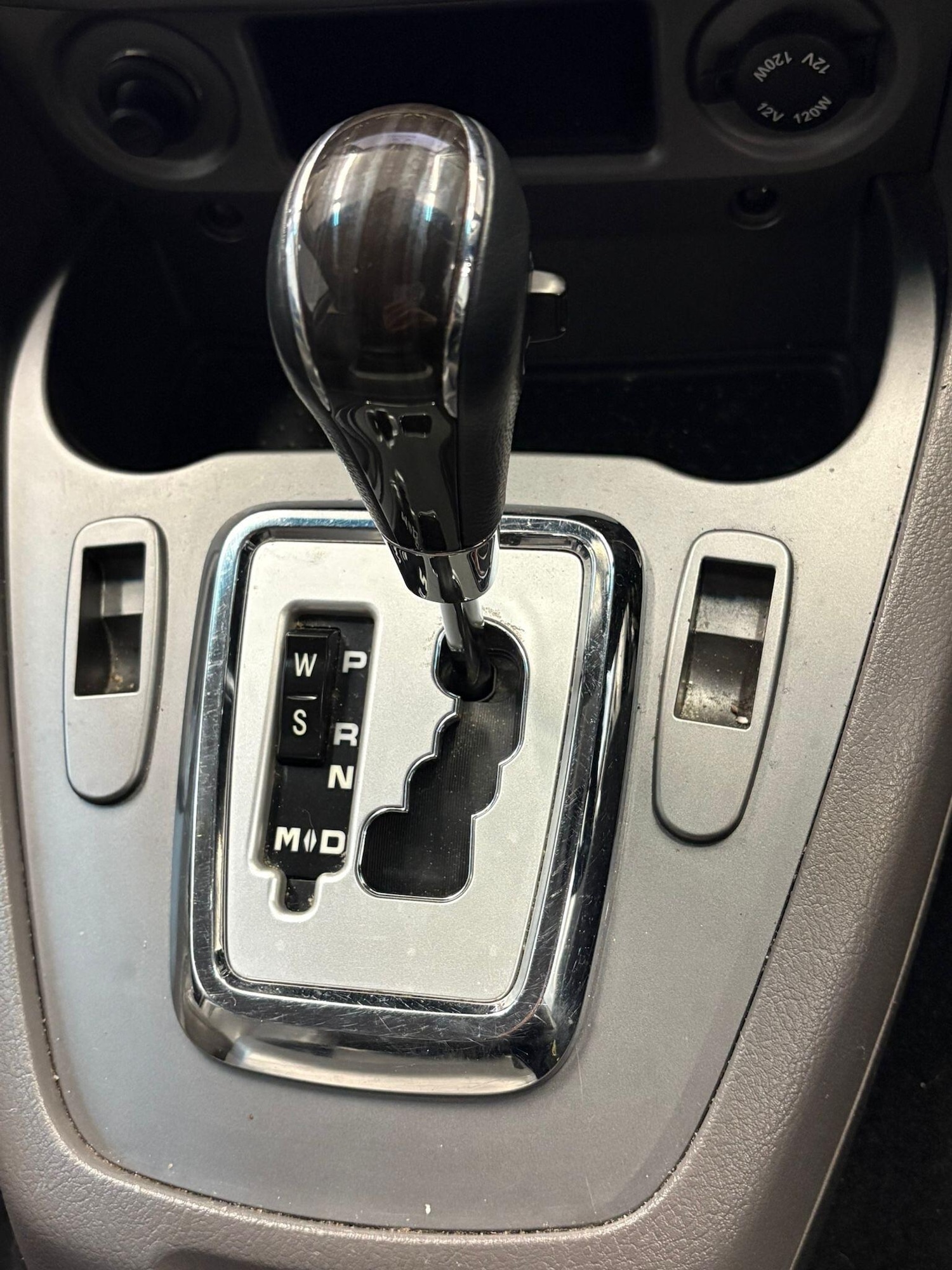 Used Ssangyong Turismo for sale - 78147899: Photo 8