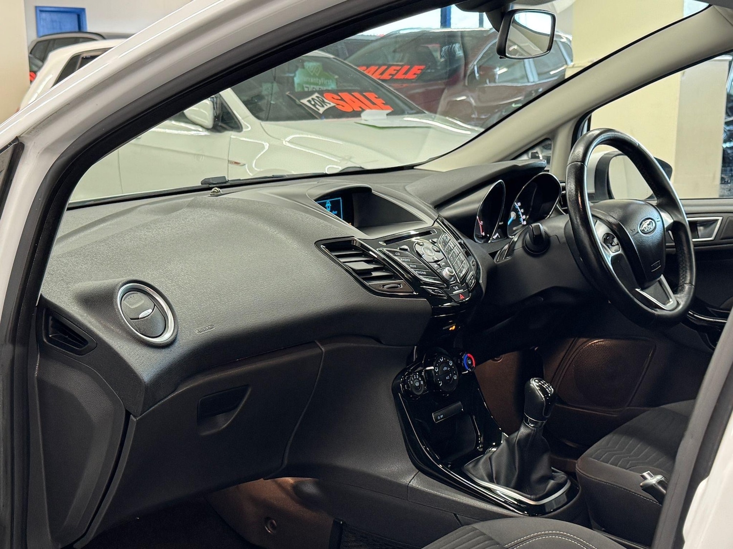 Used Ford Fiesta 2015 for sale - 76623250: Photo 10