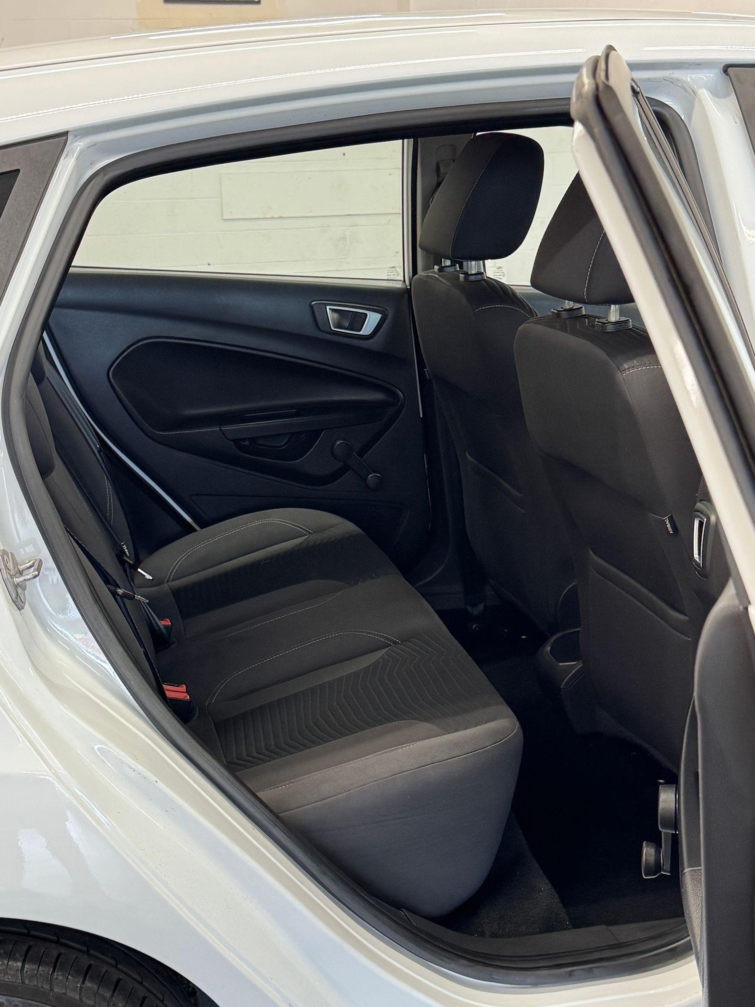 Used Ford Fiesta 2015 for sale - 76623250: Photo 16