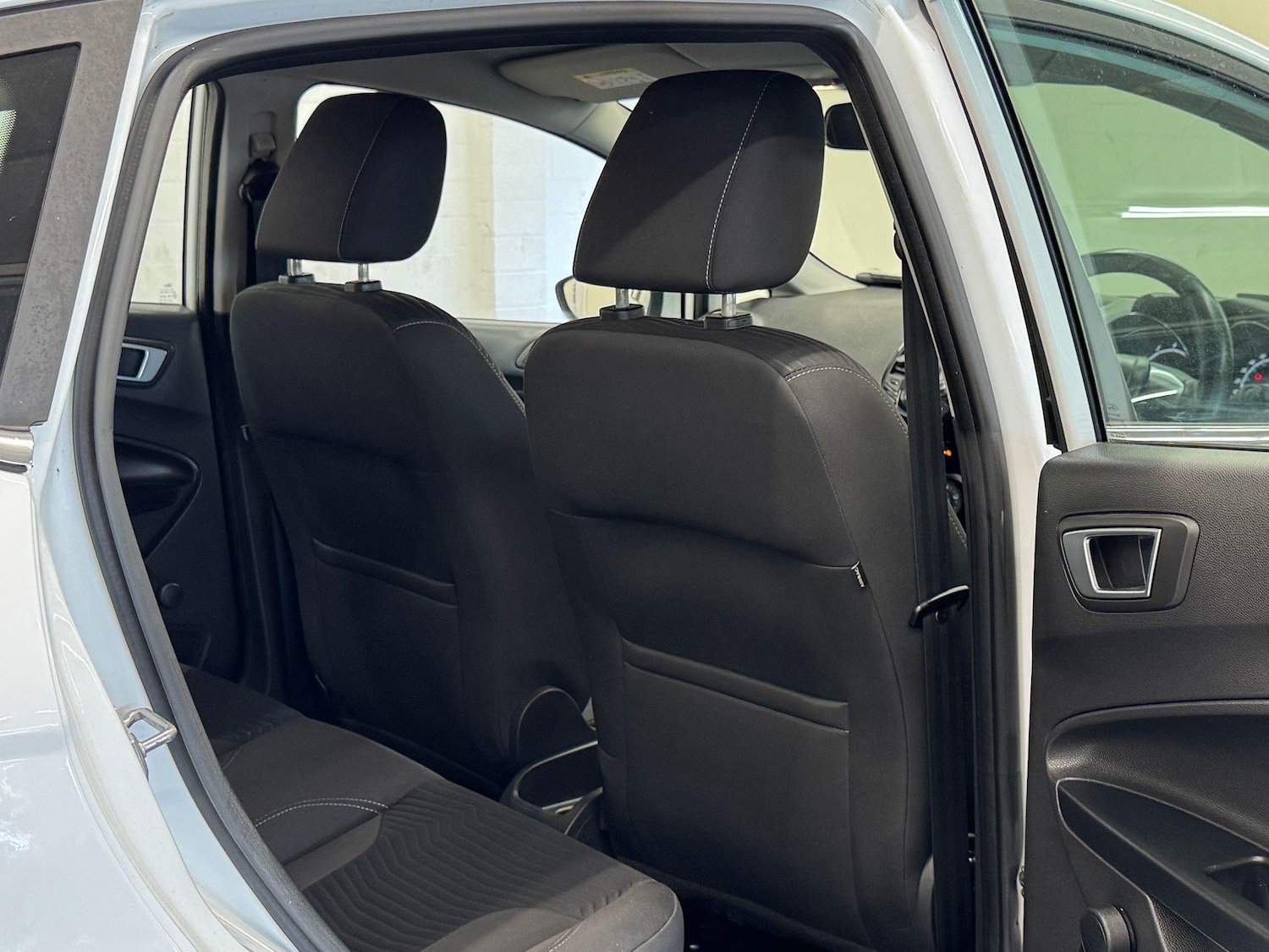 Used Ford Fiesta 2015 for sale - 76623250: Photo 17