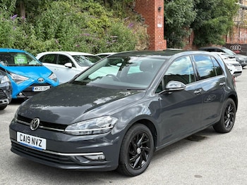 Used Volkswagen Golf 2019 for sale - 79247604: Photo