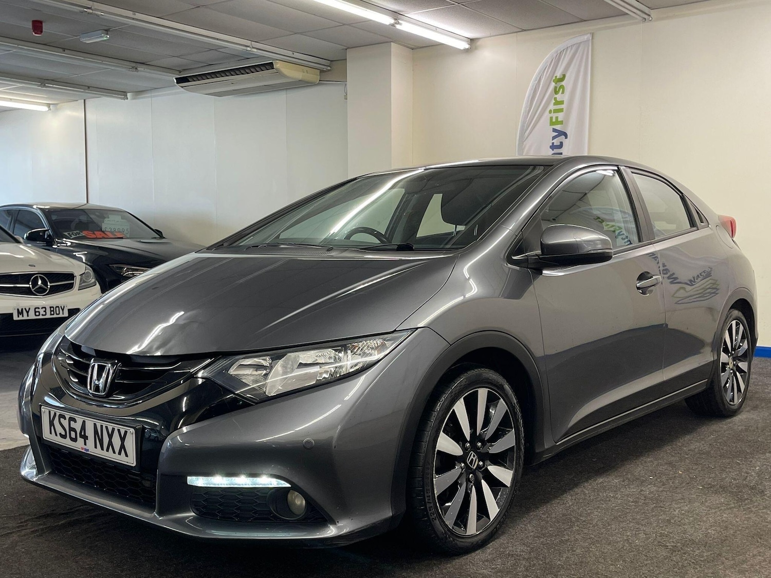 Used Honda Civic 2015 for sale - 76315047: Photo 2