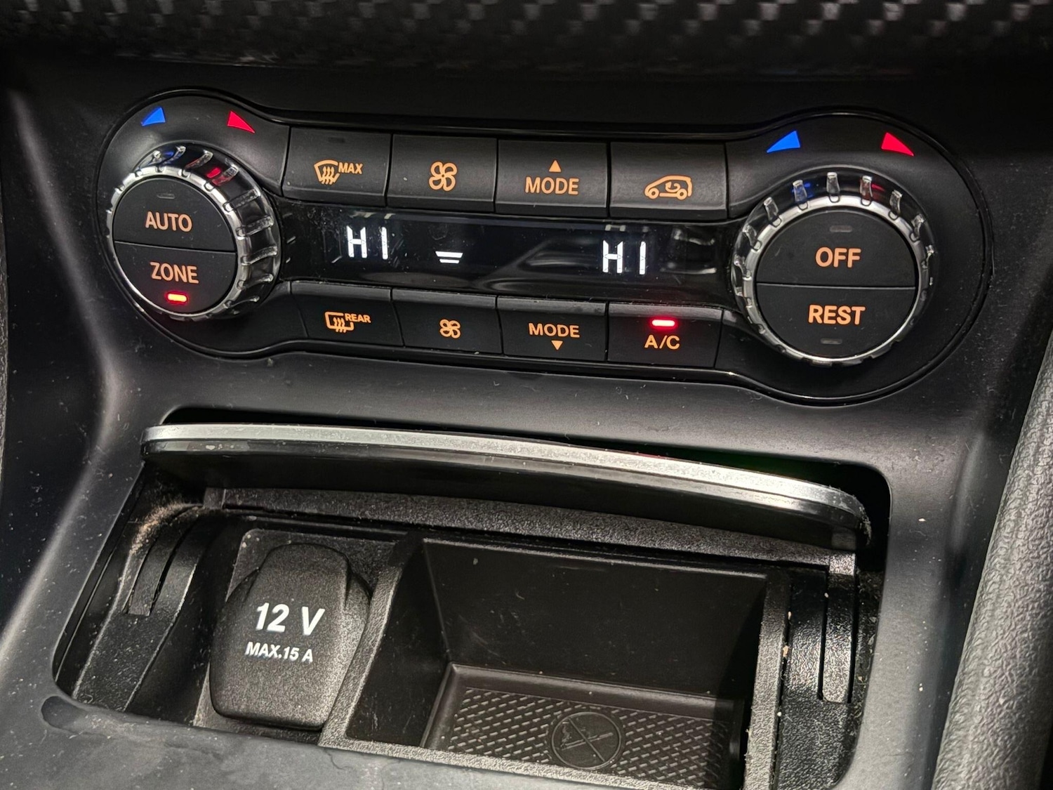 Used Mercedes-Benz A-Class 2015 for sale - 76623197: Photo 9