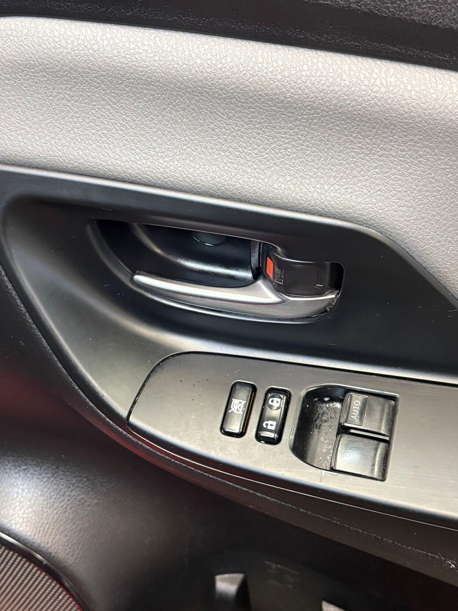 Used Toyota Yaris 2018 for sale - 77940362: Photo 14