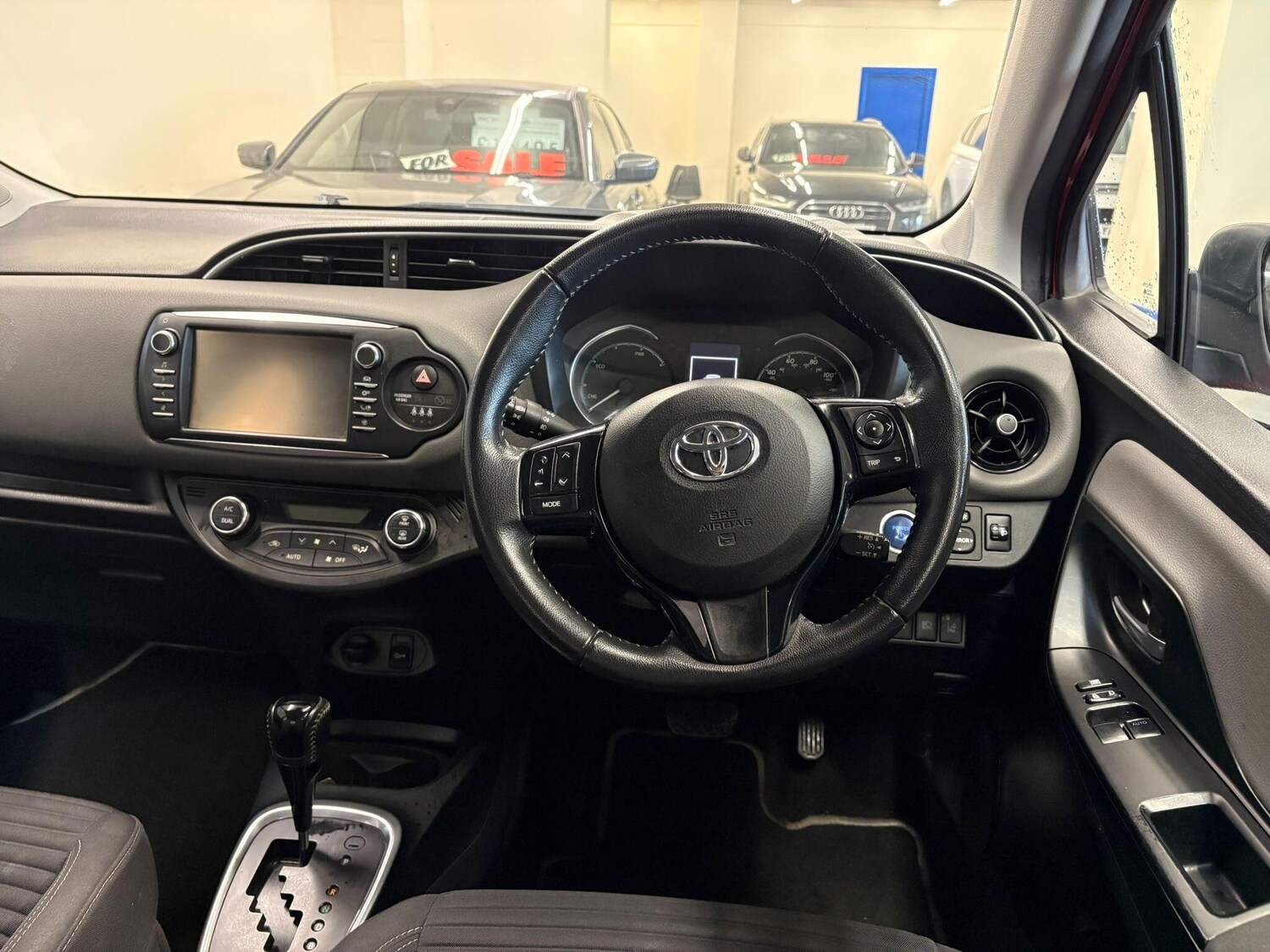 Used Toyota Yaris 2018 for sale - 77940362: Photo 26