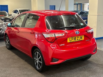 Used Toyota Yaris 2018 for sale - 77940362: Photo