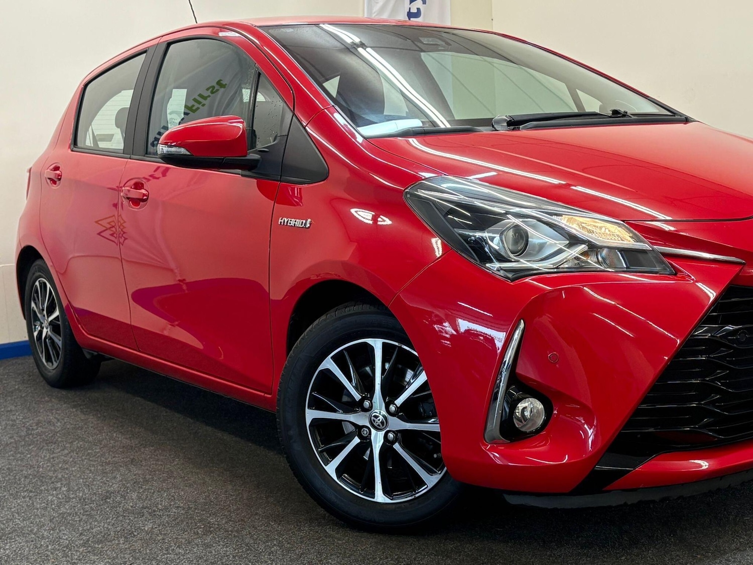Used Toyota Yaris 2018 for sale - 77940362: Photo 5
