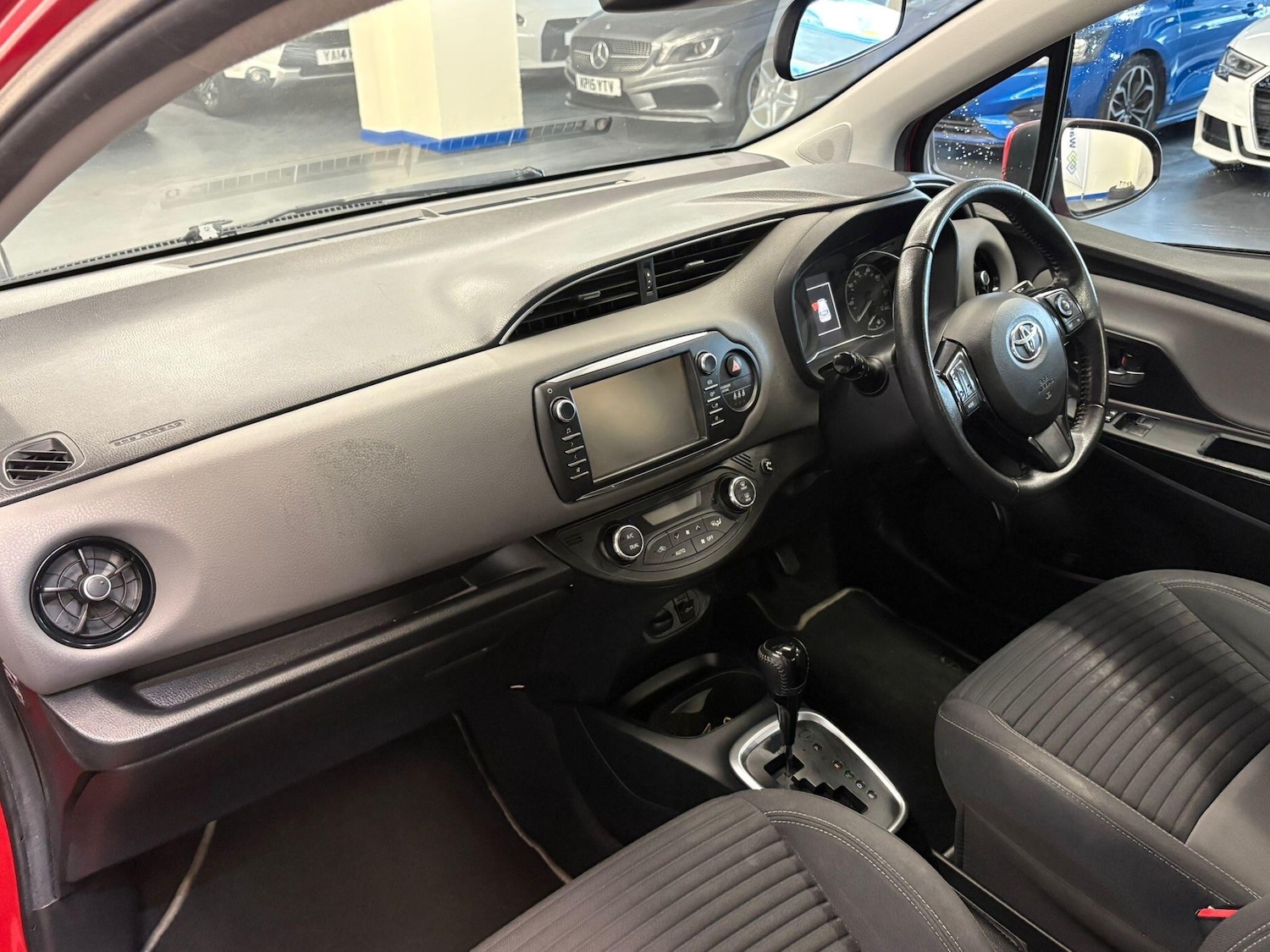 Used Toyota Yaris 2018 for sale - 77940362: Photo 8