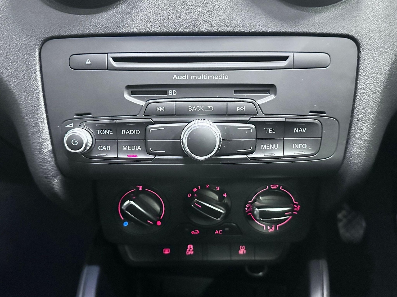 Used Audi A1 2014 for sale - 77143103: Photo 14