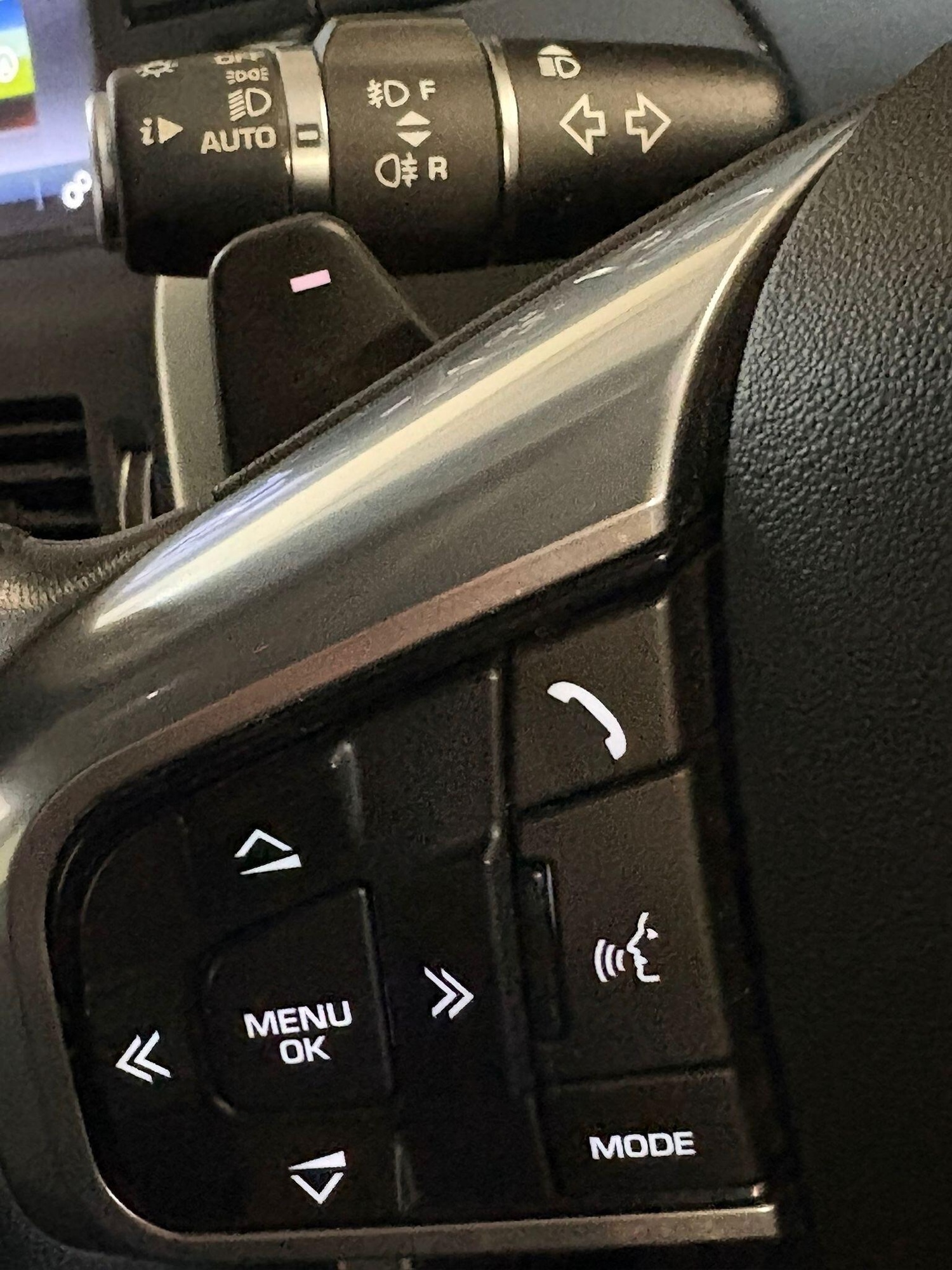 Used Land Rover Discovery Sport 2017 for sale - 77144223: Photo 16