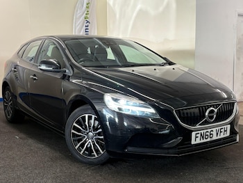 Used Volvo V40 2016 for sale - 76997347: Photo