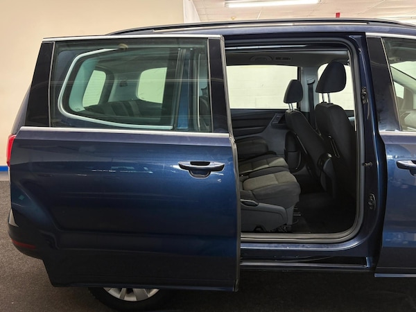 Used Volkswagen Sharan 2010 for sale - 76337460: Photo 10