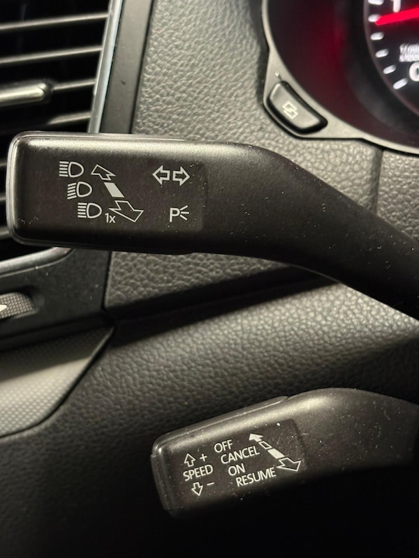Used Volkswagen Sharan 2010 for sale - 76337460: Photo 18