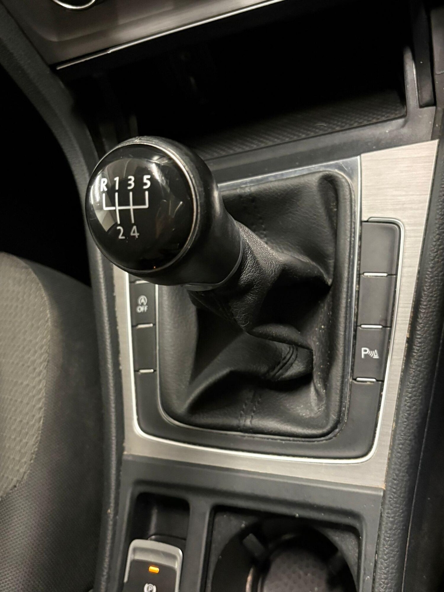 Used Volkswagen Golf 2015 for sale - 76623243: Photo 11