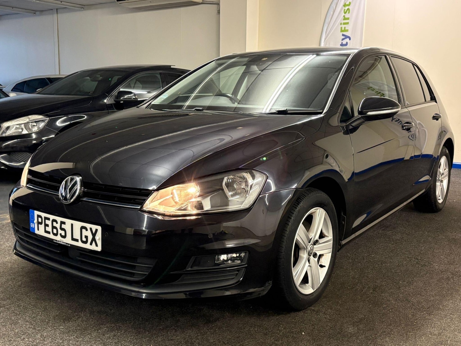 Used Volkswagen Golf 2015 for sale - 76623243: Photo 2