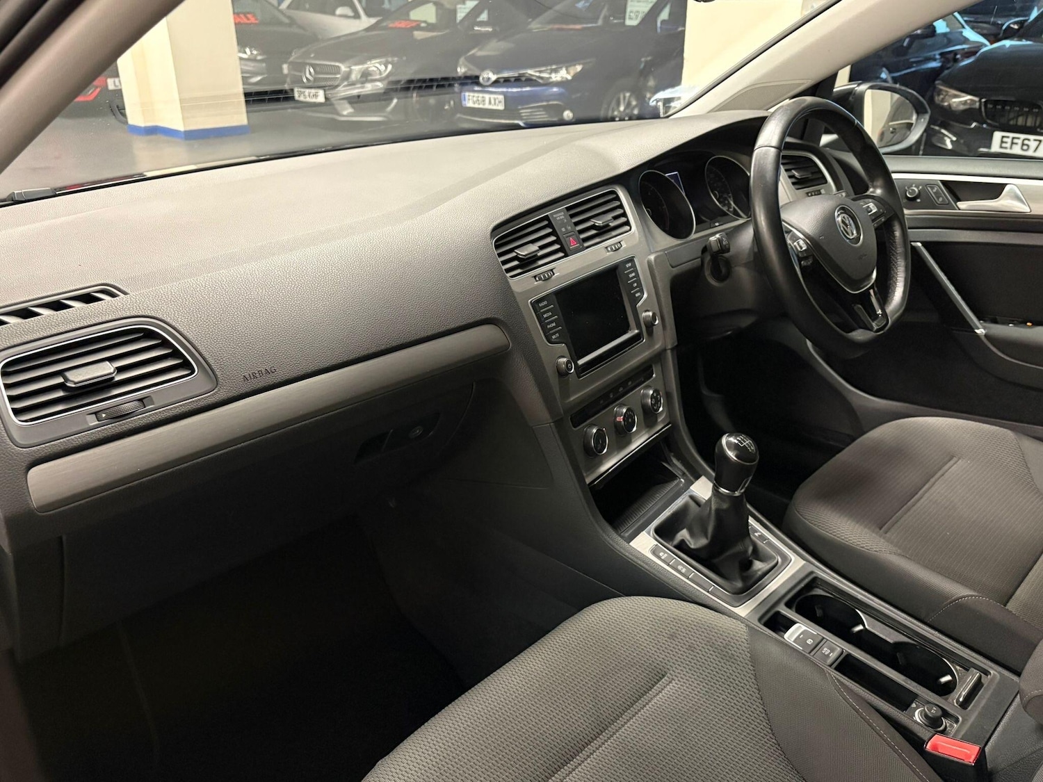 Used Volkswagen Golf 2015 for sale - 76623243: Photo 6