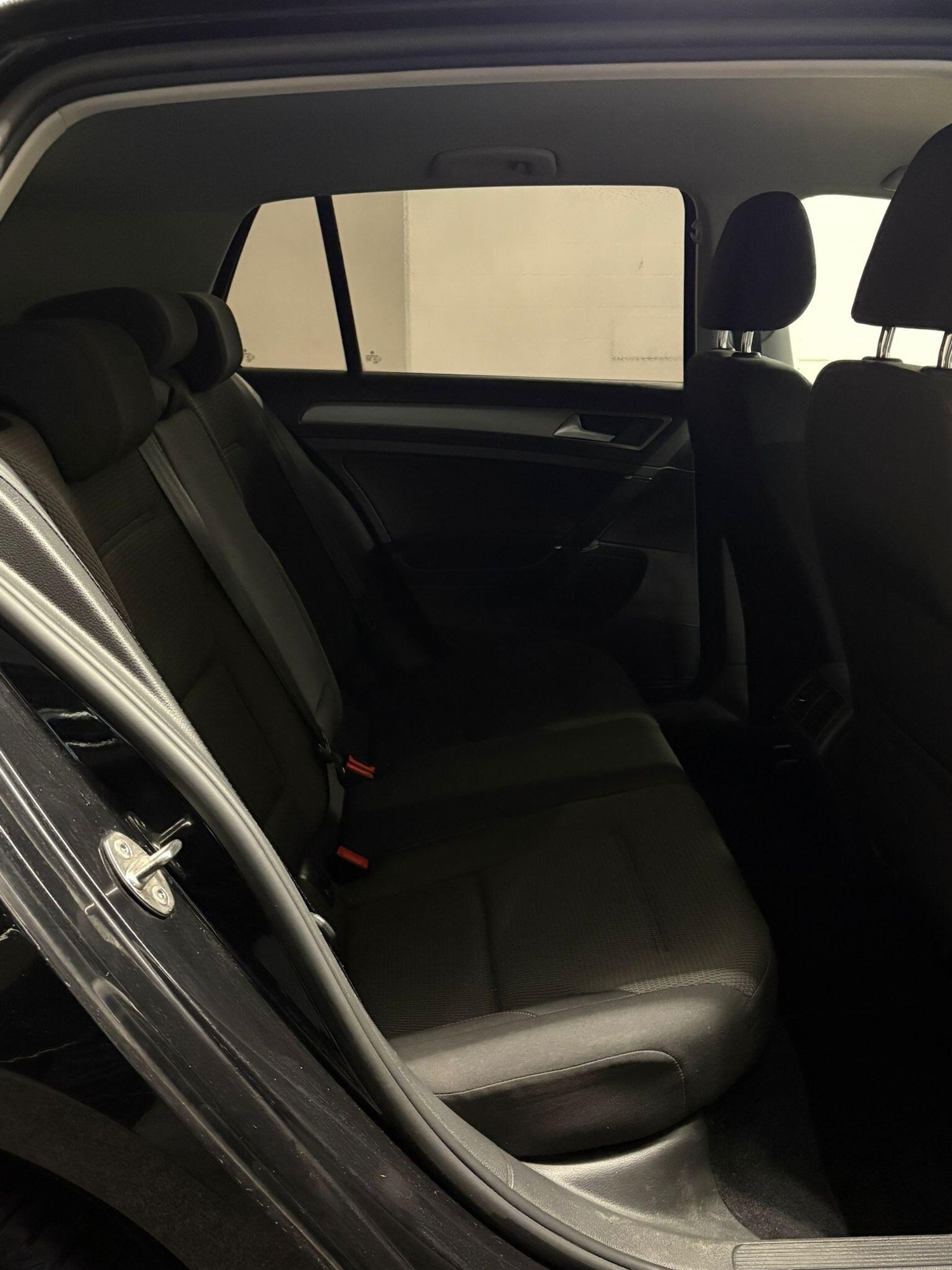 Used Volkswagen Golf 2015 for sale - 76623243: Photo 8