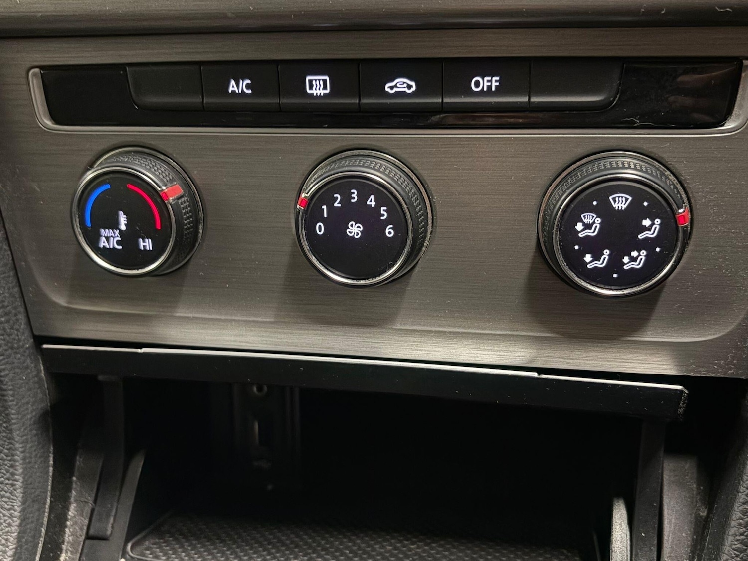 Used Volkswagen Golf 2015 for sale - 76623243: Photo 9