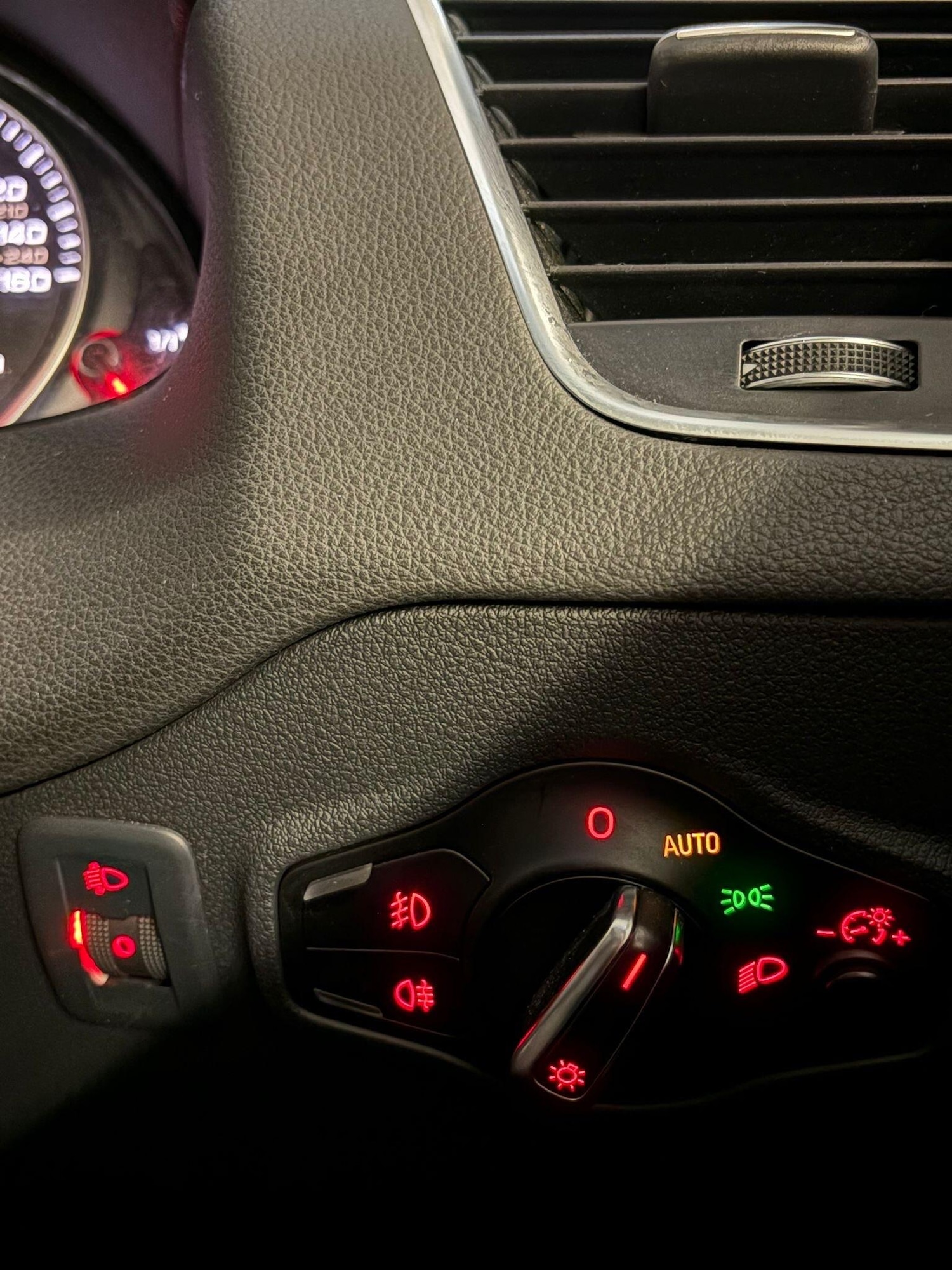 Used Audi Q5 2013 for sale - 77290948: Photo 17