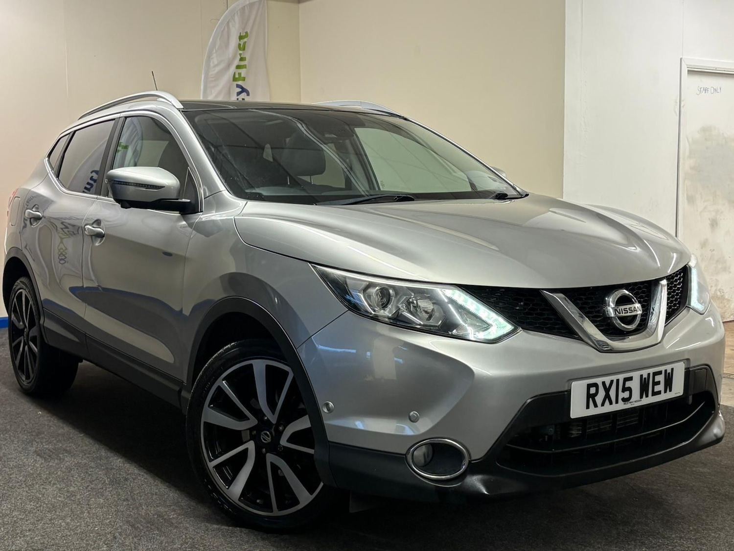 Used Nissan Qashqai 2015 for sale - 76623230: Photo 1
