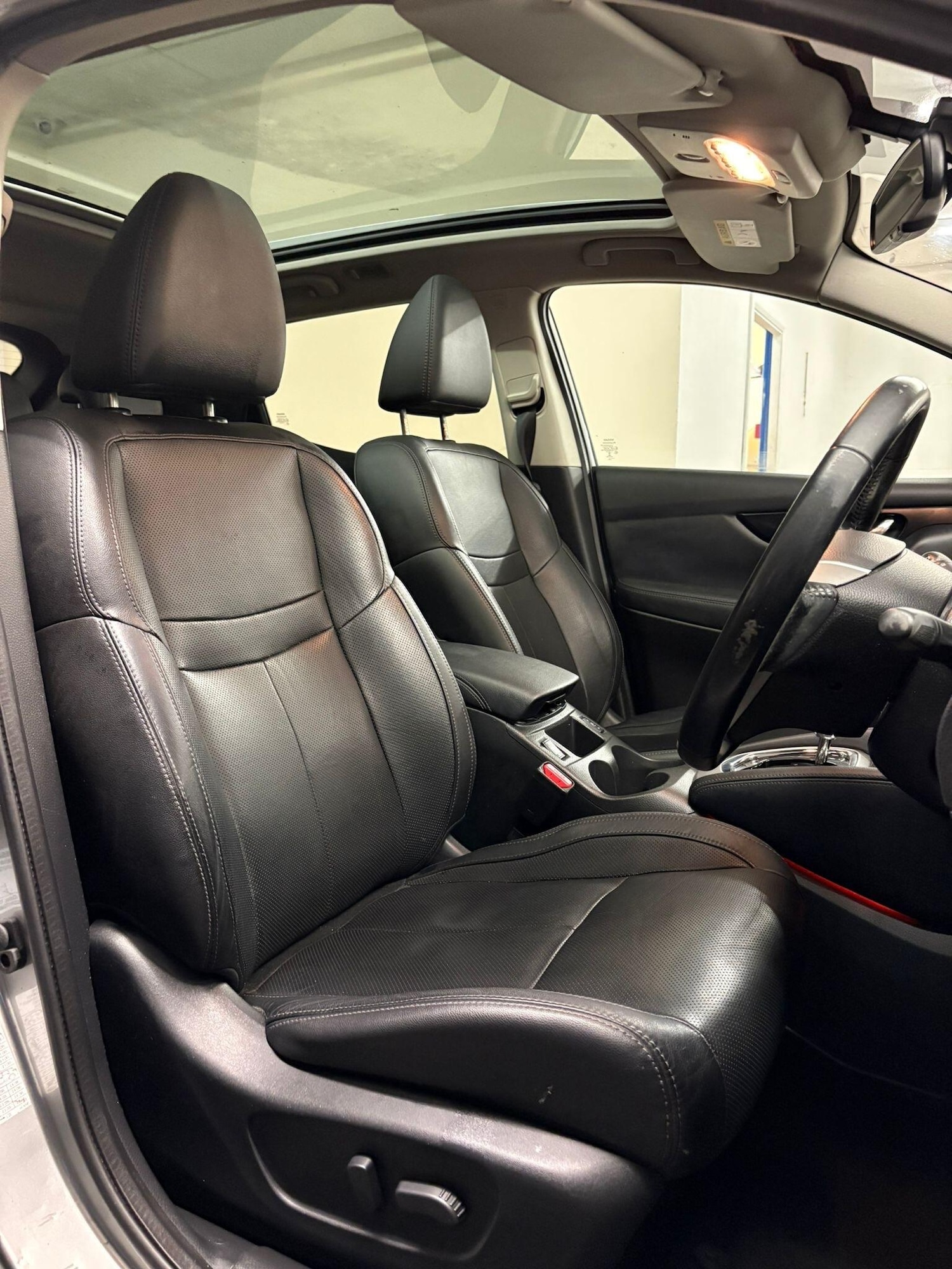 Used Nissan Qashqai 2015 for sale - 76623230: Photo 11