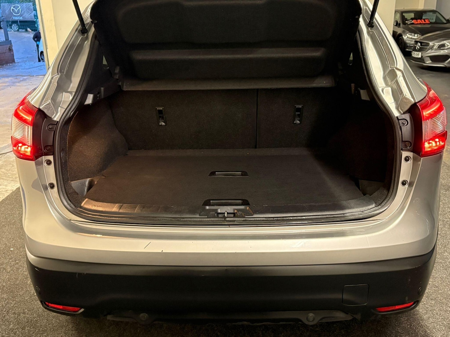 Used Nissan Qashqai 2015 for sale - 76623230: Photo 17