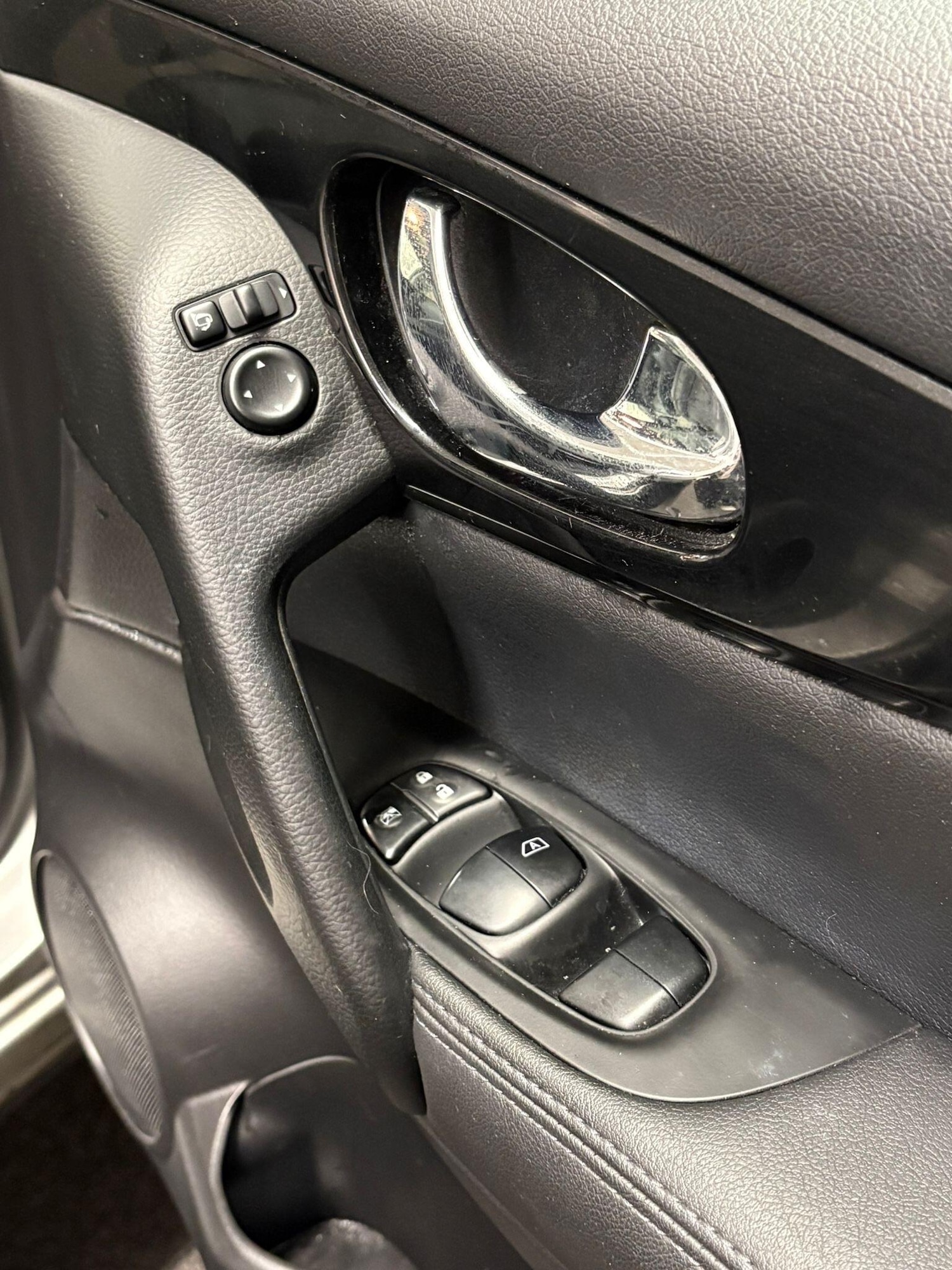 Used Nissan Qashqai 2015 for sale - 76623230: Photo 22