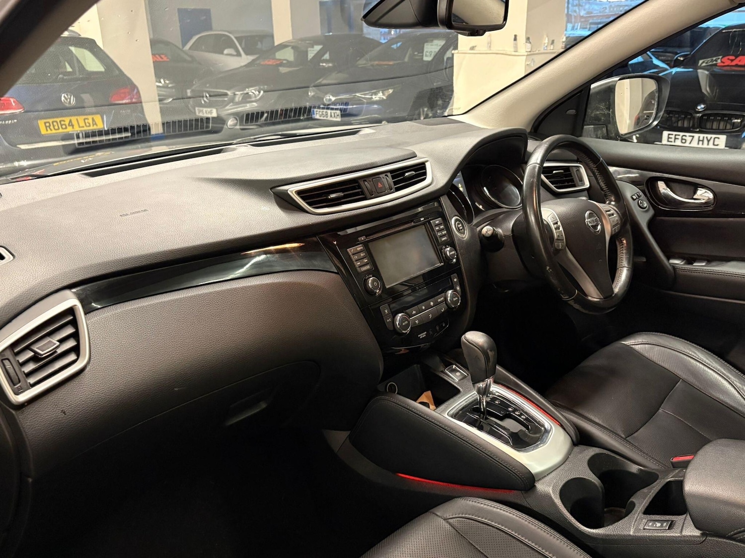 Used Nissan Qashqai 2015 for sale - 76623230: Photo 8