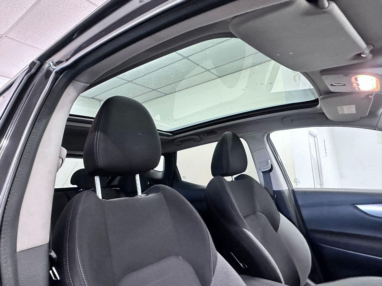 Used Nissan Qashqai 2018 for sale - 76623249: Photo 15