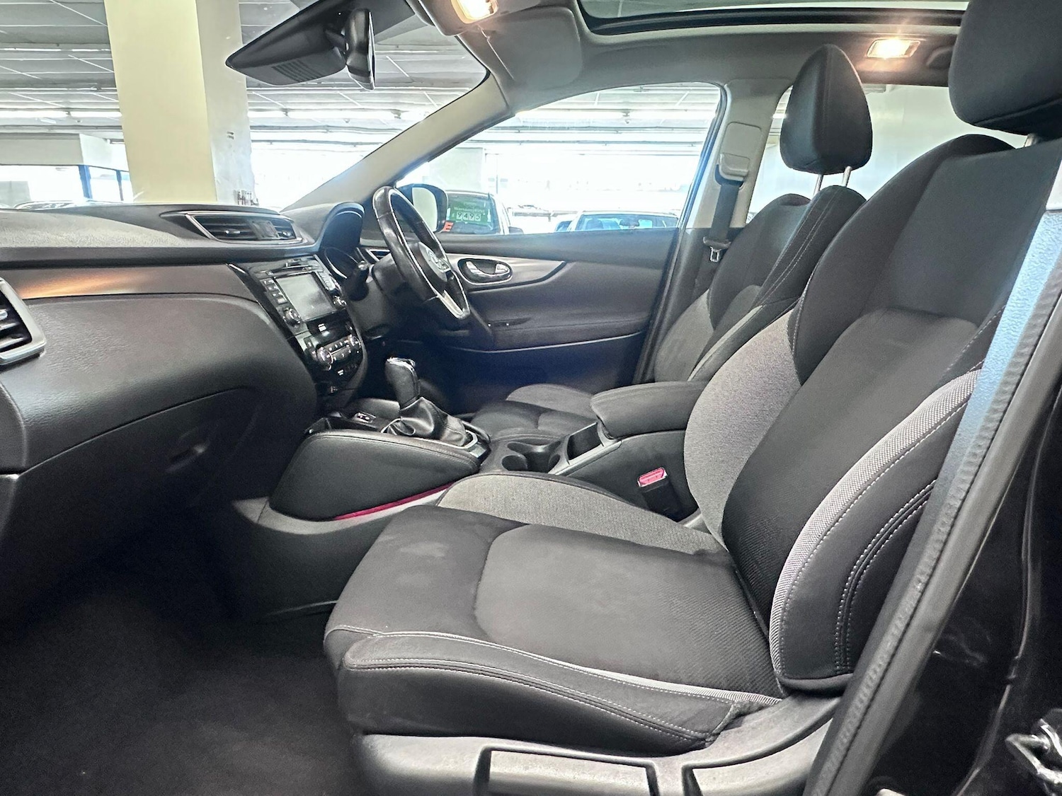 Used Nissan Qashqai 2018 for sale - 76623249: Photo 25