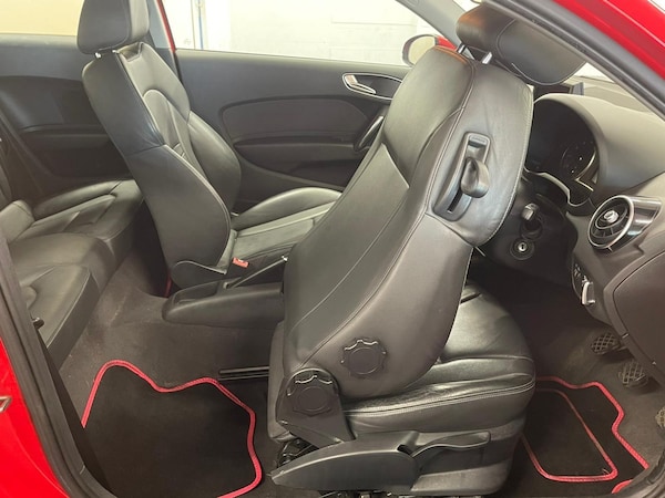 Used Audi A1 2011 for sale - 75588206: Photo 10