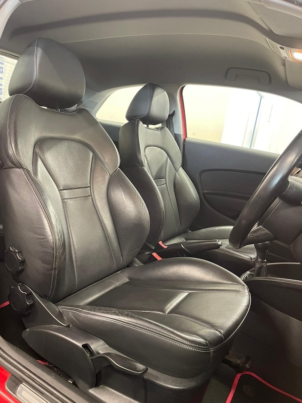 Used Audi A1 2011 for sale - 75588206: Photo 11