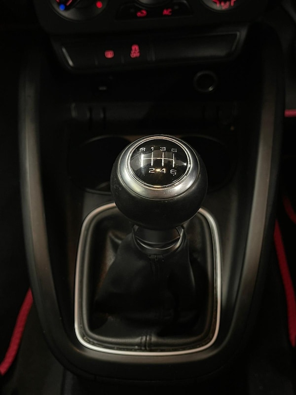 Used Audi A1 2011 for sale - 75588206: Photo 16