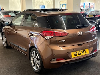 Used Hyundai i20 2015 for sale - 76381092: Photo