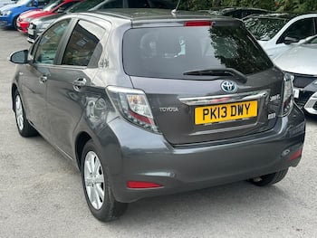Used Toyota Yaris 2013 for sale - 79756411: Photo