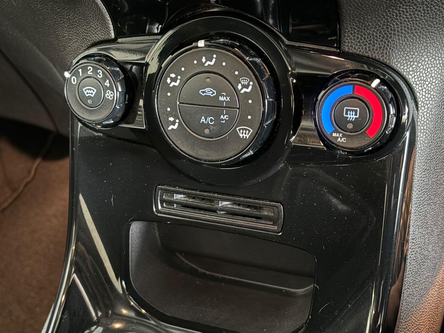 Used Ford Fiesta for sale - 76965578: Photo 17