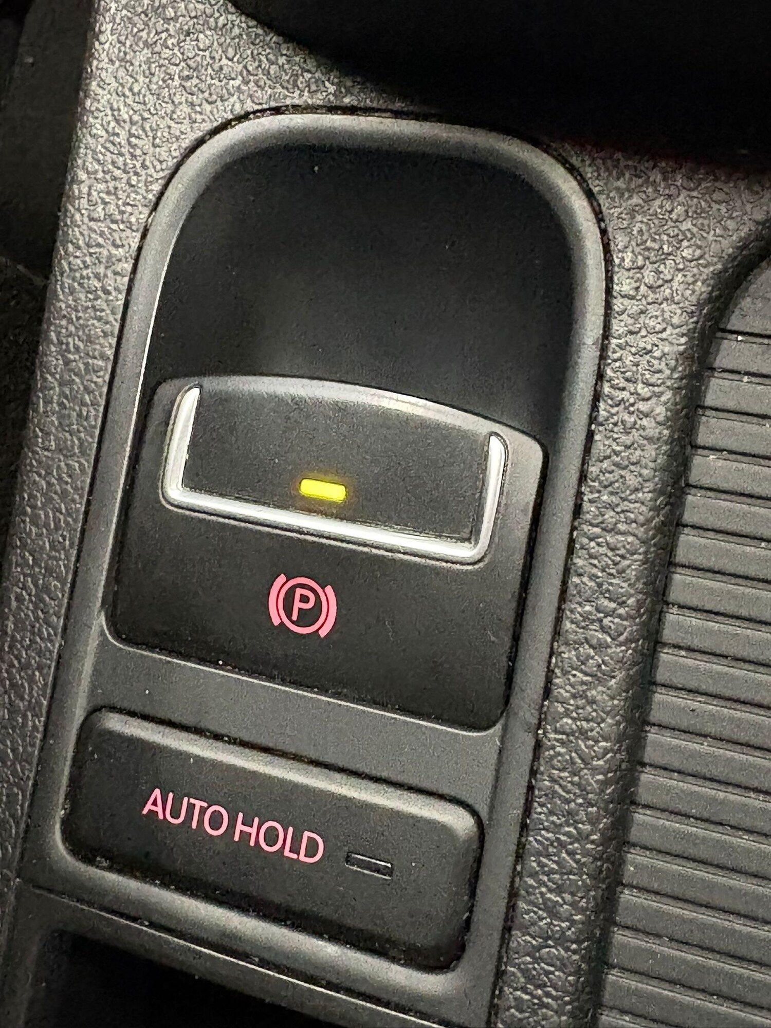 Used Volkswagen Tiguan 2015 for sale - 77469108: Photo 15