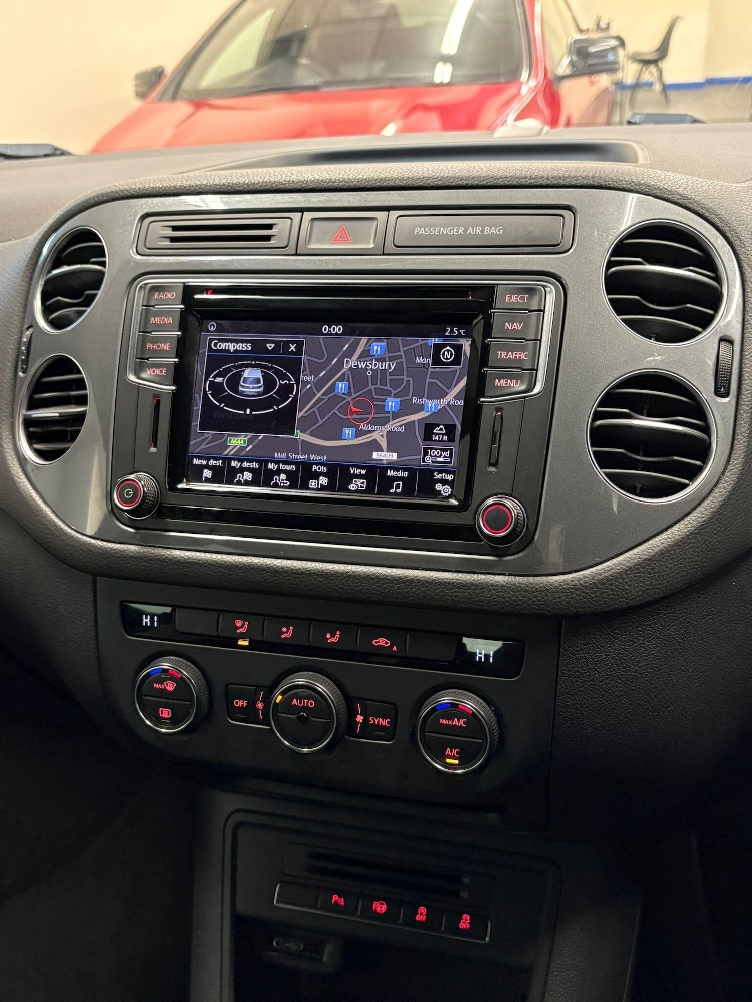 Used Volkswagen Tiguan 2015 for sale - 77469108: Photo 19