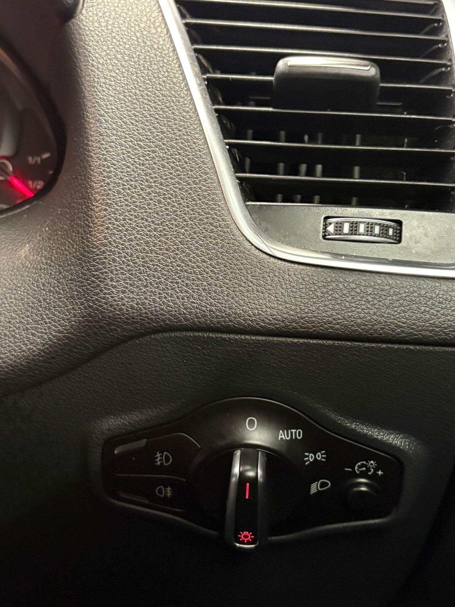 Used Audi Q5 2014 for sale - 77738708: Photo 20