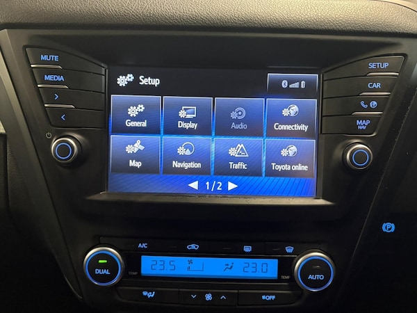 Used Toyota Avensis 2016 for sale - 76227835: Photo 19