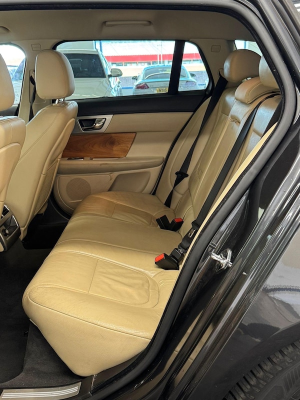Used Jaguar XF 2014 for sale - 75339466: Photo 12