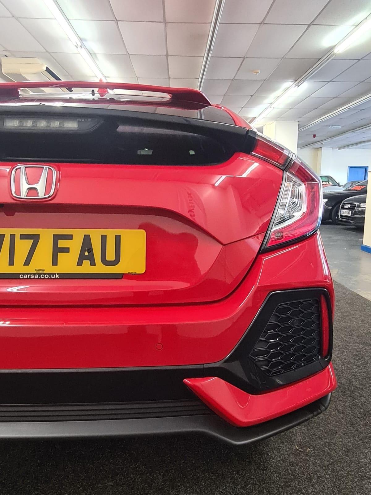 Used Honda Civic 2017 for sale - 76623242: Photo 10