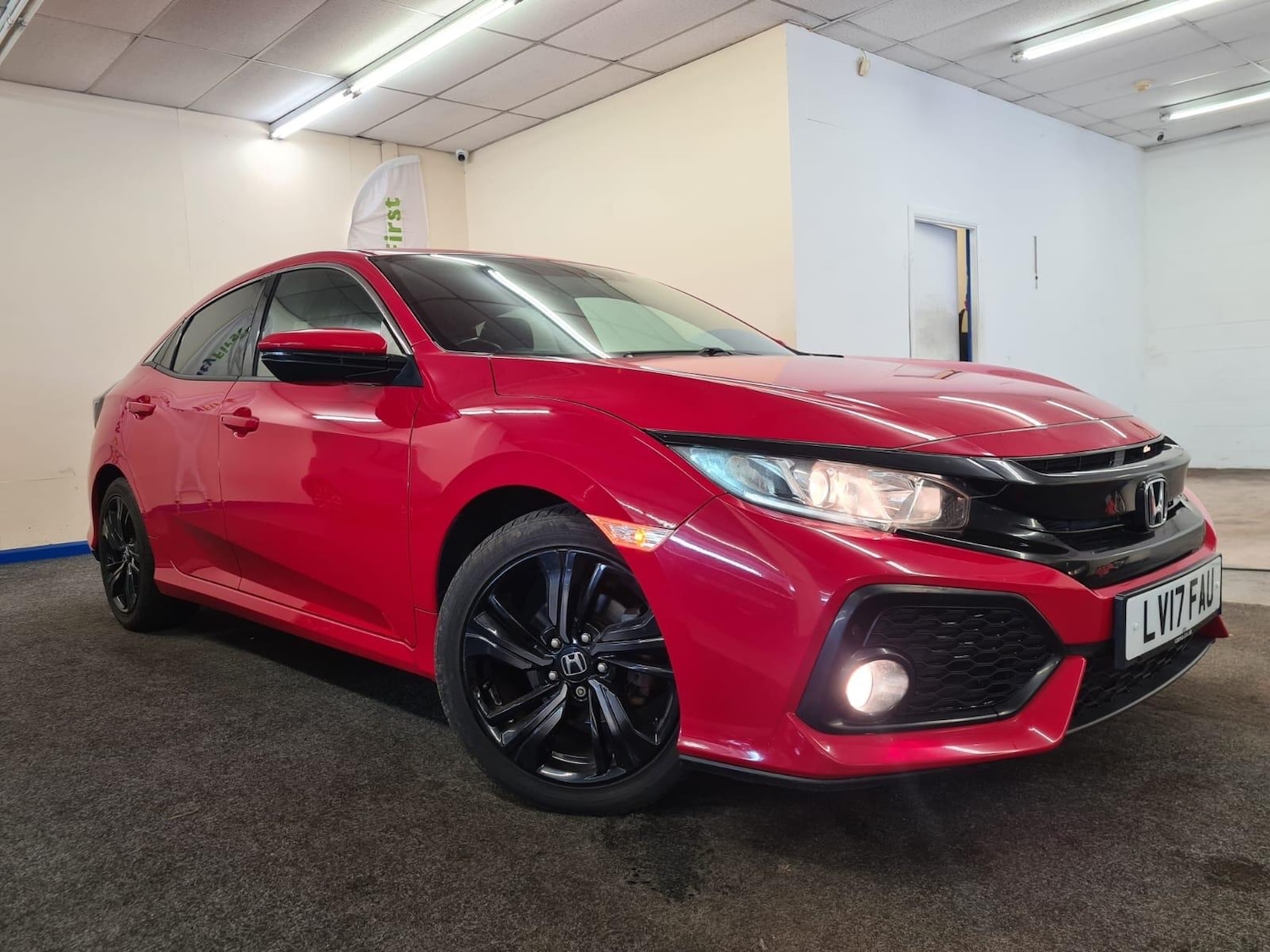 Used Honda Civic 2017 for sale - 76623242: Photo 5