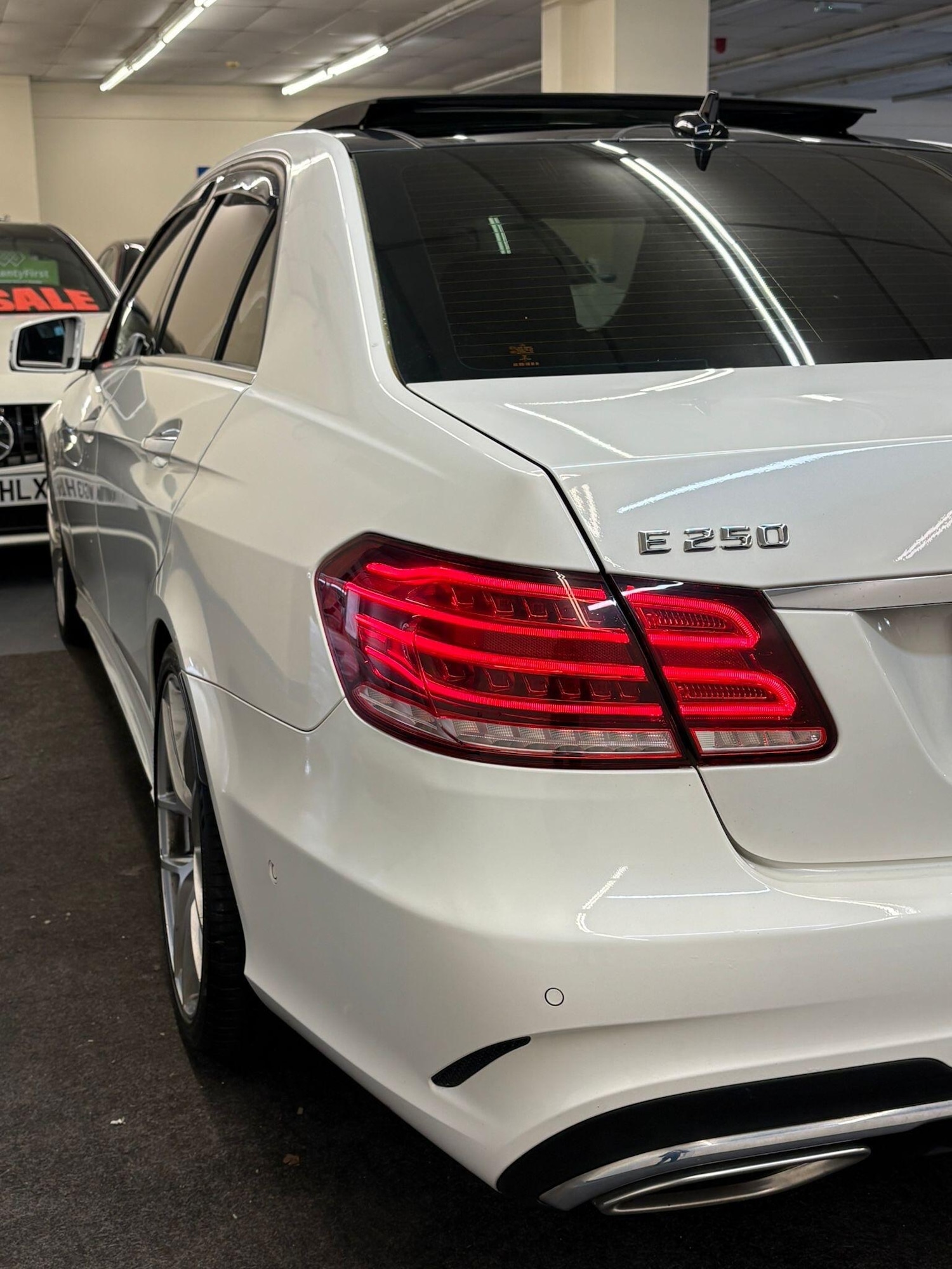 Used Mercedes-Benz E Class 2014 for sale - 77565129: Photo 7