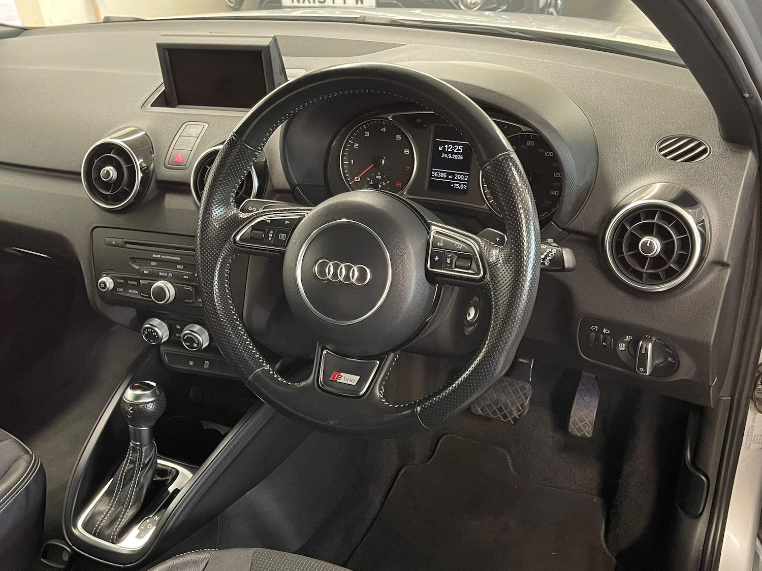 Used Audi A1 2013 for sale - 76060361: Photo 16