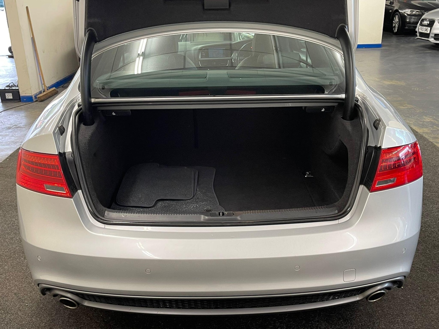 Used Audi A5 2012 for sale - 76964874: Photo 7