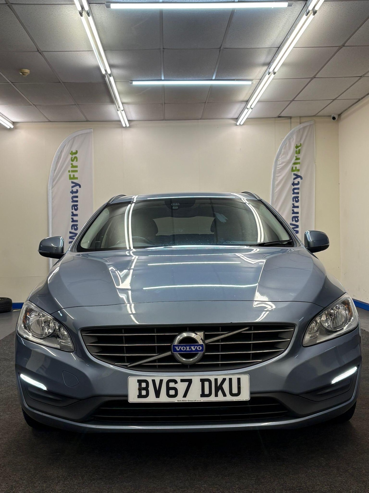 Used Volvo V60 2017 for sale - 77524945: Photo 2