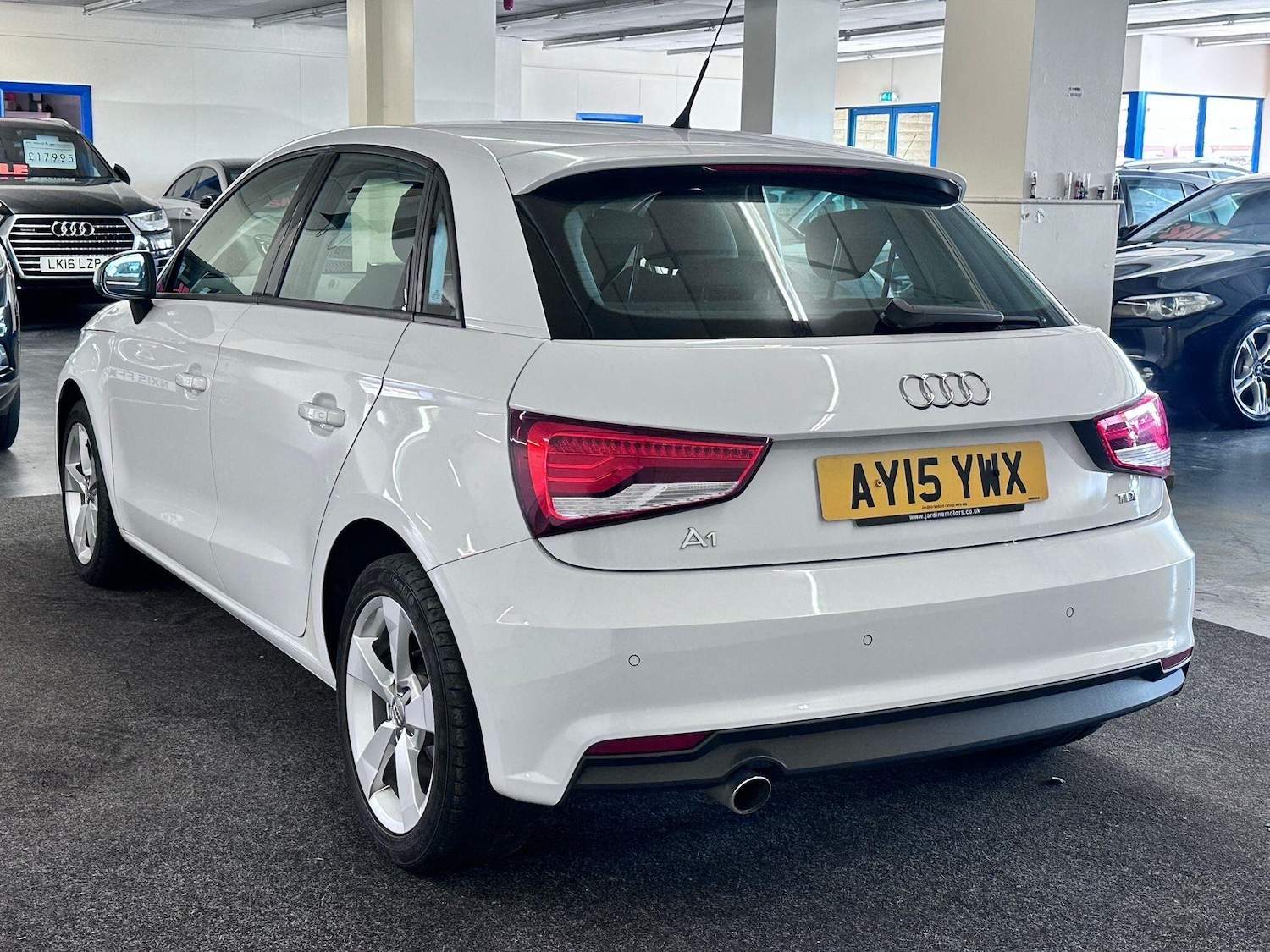 Used Audi A1 2015 for sale - 76135875: Photo 4