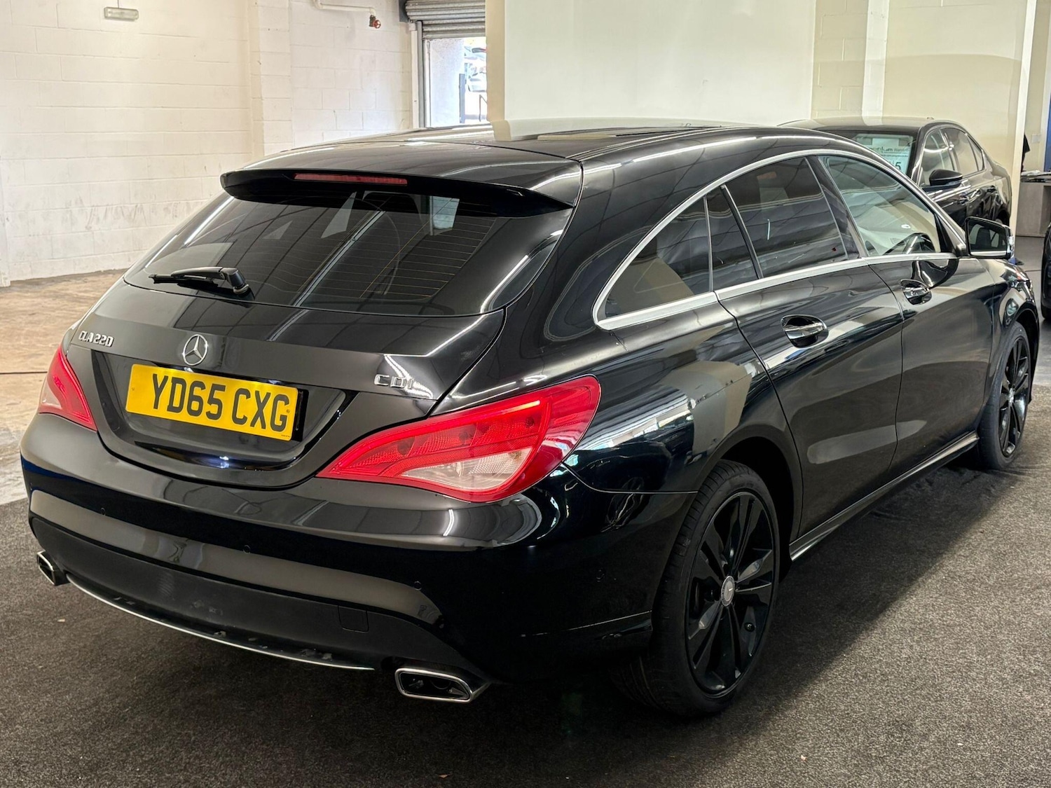 Used Mercedes-Benz CLA 2015 for sale - 76360868: Photo 4